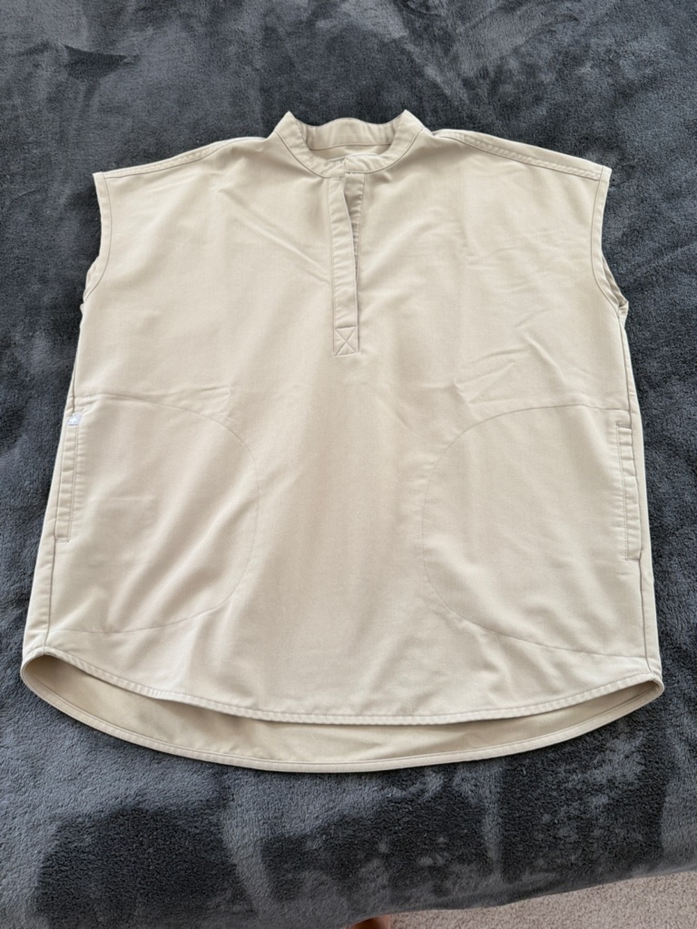 Figs Rafealla oversized scrub top Beige